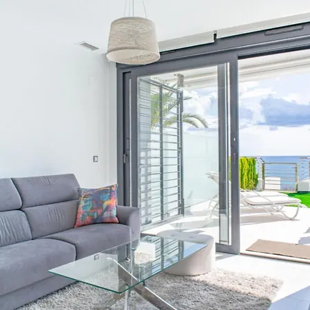 Myflats Luxury Infinity View Terrace Apartment *