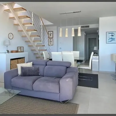 Myflats Luxury Infinity View Terrace Apartment *