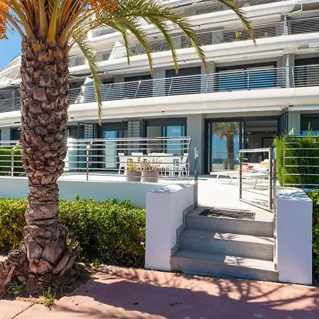 Myflats Luxury Infinity View Terrace Apartment